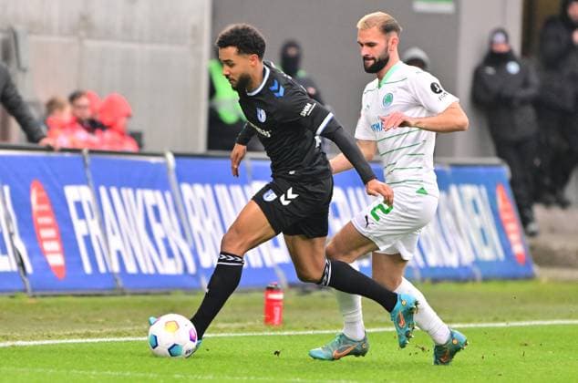 09 12 2023 Soccer Season 2023 2024 2 Soccer Bundesliga 16 Matchday SpVgg Greuther Fürth Kleeblatt 1 FC Magdeburg FCM Sportfoto Zink xwoxzix DFL regulations prohibit any use of photographs as image sequences and or quasi video only for editorial use Leon Bell Bell 19, FC Magdeburg Simon Asta 2, SpVgg Greuther Fürth