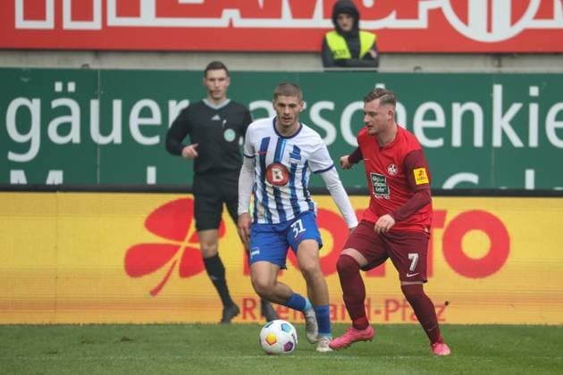 09 12 2023, xusrbx, Soccer 2 Bundesliga, 1 FC Kaiserslautern Hertha BSC Berlin emspor, v l Márton Dárdai Herta BSC, 31 , Marlon Ritter 1 FC Kaiserslautern, 7 , DFL DFB REGULATIONS PROHIBIT ANY USE OF PHOTOGRAPHS as IMAGE SEQUENCES and or QUASI VIDEO Kaiserslautern