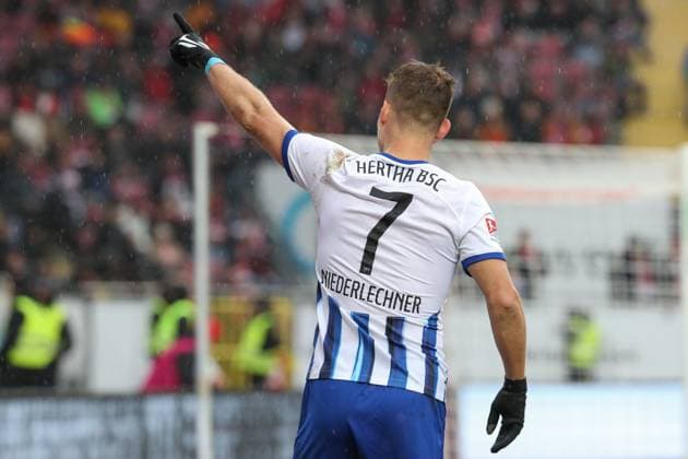 09 12 2023, xusrbx, Fußball 2 Bundesliga, 1 FC Kaiserslautern Hertha BSC Berlin emspor, Florian Niederlechner Herta BSC, 7 , Torschuetze zum 1 1 DFL DFB REGULATIONS PROHIBIT ANY USE OF PHOTOGRAPHS as IMAGE SEQUENCES and or QUASI VIDEO Kaiserslautern