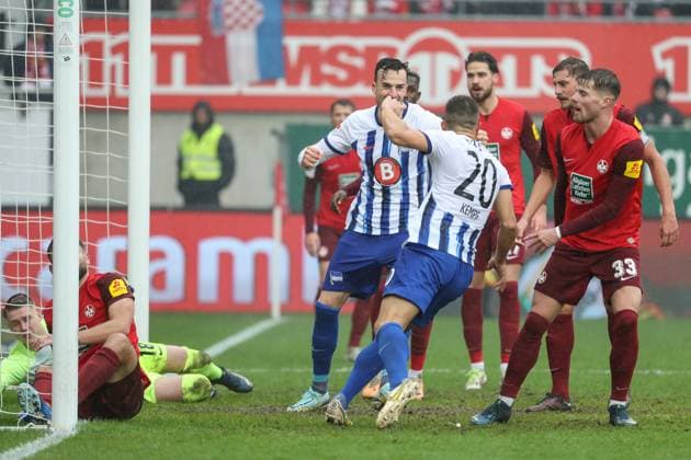 09 12 2023, xusrbx, Soccer 2 Bundesliga, 1 FC Kaiserslautern Hertha BSC Berlin emspor, v l Haris Tabakovic Herta BSC, 25 , Marc Oliver Kempf Herta BSC, 20 , Goal celebration, 49 minutes of play, DFL DFB REGULATIONS PROHIBIT ANY USE OF PHOTOGRAPHS as IMAGE SEQUENCES and or QUASI VIDEO Kaiserslautern