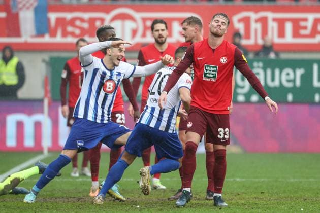 09 12 2023, xusrbx, Fußball 2 Bun desliga, 1 FC Kaiserslautern Hertha BSC Berlin emspor, v l Haris Tabakovic Herta BSC, 25 , Marc Oliver Kempf Herta BSC, 20 , Jan Elvedi 1 FC Kaiserslautern, 33 , DFL DFB REGULATIONS PROHIBIT ANY USE OF PHOTOGRAPHS as IMAGE SEQUENCES and or QUASI VIDEO Kaiserslautern