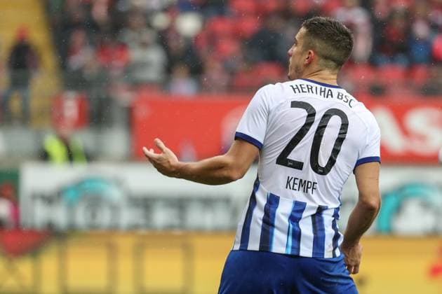 09 12 2023, xusrbx, Fußball 2 Bundesliga, 1 FC Kaiserslautern Hertha BSC Berlin emspor, Marc Oliver Kempf Herta BSC, 20 , Torschuetze zum 1 2 in der 82 Spielminute DFL DFB REGULATIONS PROHIBIT ANY USE OF PHOTOGRAPHS as IMAGE SEQUENCES and or QUASI VIDEO Kaiserslautern