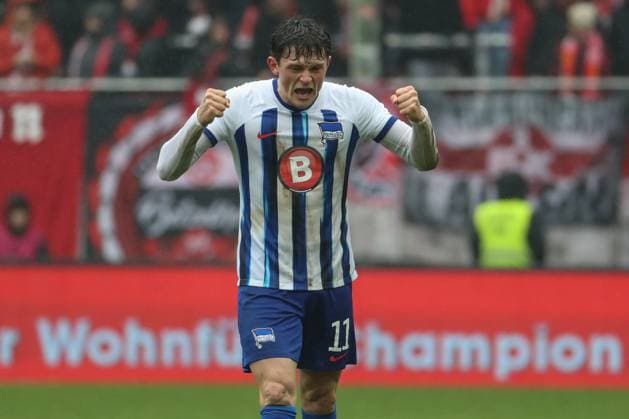 09 12 2023, xusrbx, Soccer 2 Bundesliga, 1 FC Kaiserslautern Hertha BSC Berlin emspor, v l Fabian Reese Herta BSC, 10 , angry, angry, angry, screaming, raging, DFL DFB REGULATIONS PROHIBIT ANY USE OF PHOTOGRAPHS as IMAGE SEQUENCES and or QUASI VIDEO Kaiserslautern