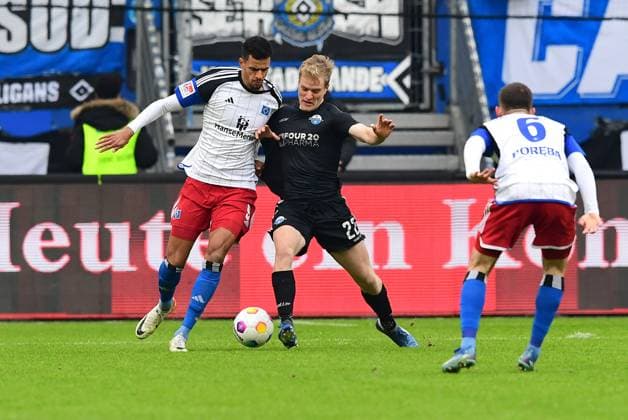 Soccer I Men I 2 Bundesliga l Hamburger SV SC Paderborn 07 I 16 Matchday I Season 2023 2024 I HSV I 09 12 2023 I v l Glatzel Robert HSV , Hansen Mattes SCPaderborn07 , Sportplatz Volksparkstadion, Stellingen Hamburg Germany