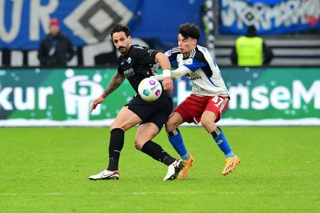 Soccer I Men I 2 Bundesliga l Hamburger SV SC Paderborn 07 I 16 Matchday I Season 2023 2024 I HSV I 09 12 2023 I v l Grimaldi Adriano SCPaderborn07 , Oliveira Nicolas HSV , Sportplatz Volksparkstadion, Stellingen Hamburg Germany