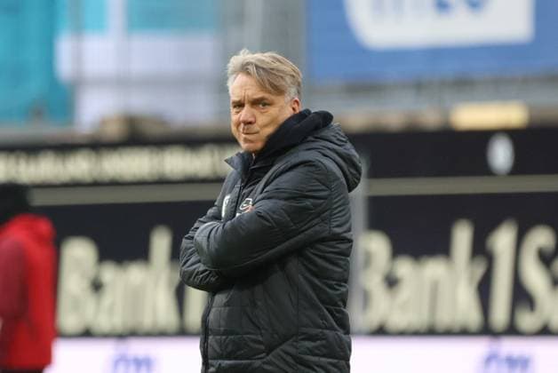 10 12 2023, Football, Men, 2 Bundesliga, Season 2023 2024, SV 07 Elversberg 1 FC Nürnberg, Coach Horst Steffen SV 07 Elversberg Elversberg Ursapharm Arena an der Kaiserlinde Saarland Germany EN