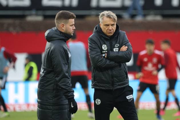 10 12 2023, Football, Men, 2 Bundesliga, Season 2023 2024, SV 07 Elversberg 1 FC Nürnberg, Coach Horst Steffen SV 07 Elversberg , Co Coach Raphael Duarte SV 07 Elversberg Elversberg Ursapharm Arena an der Kaiserlinde Saarland Germany EN