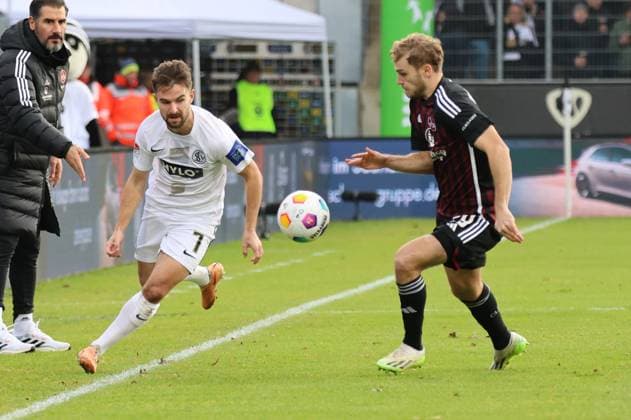 10 12 2023, Football, Men, 2 Bundesliga, Season 2023 2024, SV 07 Elversberg 1 FC Nürnberg, Manuel Feil SV 07 Elversberg , Tim Handwerker 1 FC Nürnberg Elversberg Ursapharm Arena an der Kaiserlinde Saarland Germany EN