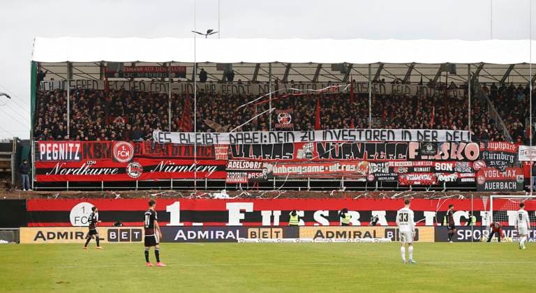 10 12 2023 Soccer season 2023 2024 2 Soccer Bundesliga 16 Matchday SV Elversberg 1 FC Nürnberg FCN Club Sportfoto Zink DaMa xdaxmax DFL regulations prohibit any use of photographs as image sequences and or quasi video only for editorial use Banner banner of Clubfan Clubfans FCN Fans Fans It remains No to investors in the DFL