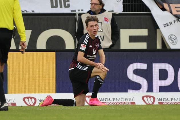 10 12 2023, Football, Men, 2 Bundesliga, Season 2023 2024, SV 07 Elversberg 1 FC Nürnberg, Benjamin Goller 1 FC Nürnberg Elversberg Ursapharm Arena an der Kaiserlinde Saarland Germany EN