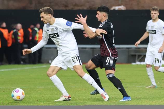 10 12 2023, Football, Men, 2 Bundesliga, Season 2023 2024, SV 07 Elversberg 1 FC Nürnberg, Paul Stock SV 07 Elversberg , Taylan Duman 1 FC Nürnberg Elversberg Ursapharm Arena an der Kaiserlinde Saarland Germany EN