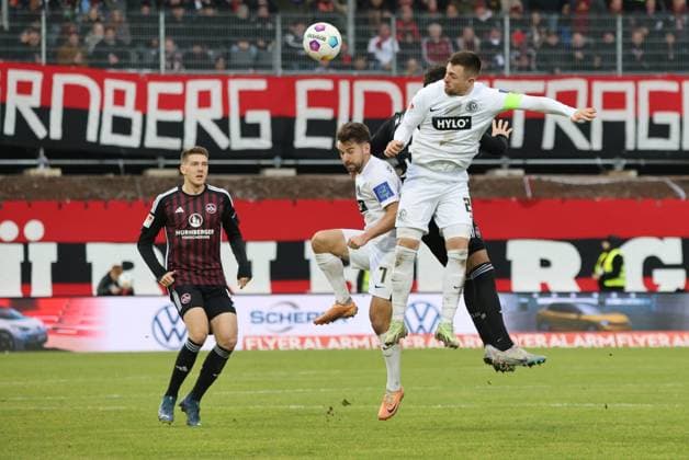 10 12 2023, Football, Men, 2 Bundesliga, Season 2023 2024, SV 07 Elversberg 1 FC Nürnberg, Manuel Feil SV 07 Elversberg , Luca Schnellbacher SV 07 Elversberg , Florian Flick 1 FC Nürnberg Elversberg Ursapharm Arena an der Kaiserlinde Saarland Germany EN
