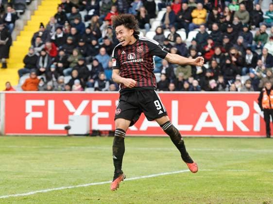 10 12 2023 Soccer season 2023 2024 2 Soccer Bundesliga 16 Matchday SV Elversberg 1 FC Nürnberg FCN Club Sportfoto Zink DaMa xdaxmax DFL regulations prohibit any use of photographs as image sequences and or quasi video only for editorial use Jubel Freude Torjubel nach Tor zum 0 1 Daichi Hayashi 9, 1 FC Nürnberg FCN jubelt freut sich Torschütze Daichi Hayashi 9, 1 FC Nürnberg FCN