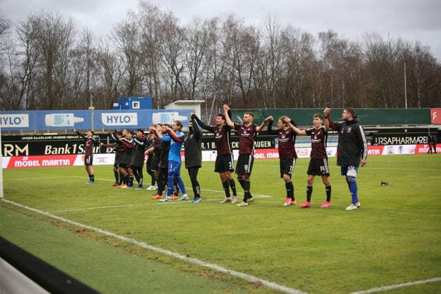 10 12 2023, xmohx, Soccer 2 Bundesliga, SV Elversberg 1 FC Nürnberg emspor, v l Nürnberg celebrates the victory DFL DFB REGULATIONS PROHIBIT ANY USE OF PHOTOGRAPHS as IMAGE SEQUENCES and or QUASI VIDEO Elversberg