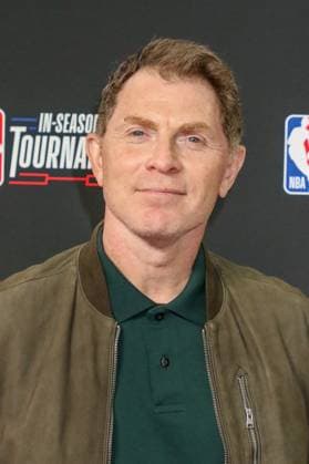 LAS VEGAS, NV - DECEMBER 9: Bobby Flay arriving at the NBA, Basketball Herren, USA In-Season Tournament Finals Arrivals at the T Mobile Arena in Las Vegas, Nevada, on December 9, 2023. Copyright: xDeeCeexCarterx