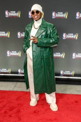 LAS VEGAS, NV - DECEMBER 9: Ne-Yo arriving at the NBA, Basketball Herren, USA In-Season Tournament Finals Arrivals at the T Mobile Arena in Las Vegas, Nevada, on December 9, 2023. Copyright: xDeeCeexCarterx