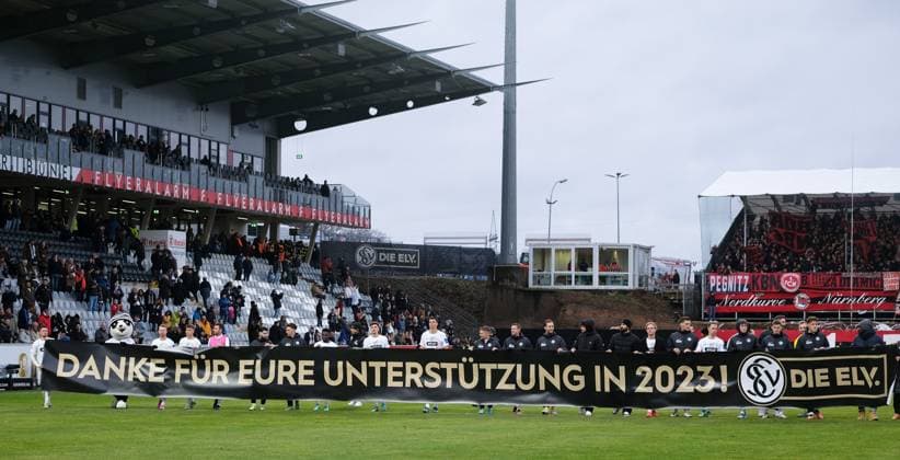 Soccer 2 Bundesliga Season 2023 24 25 11 2023 Ursapharm Arena SV Elversberg elv 1 FC Nürnberg fcn 0 1 The Elversberg team would like to thank their fans Soccer 2 Bundesliga SV Elversberg