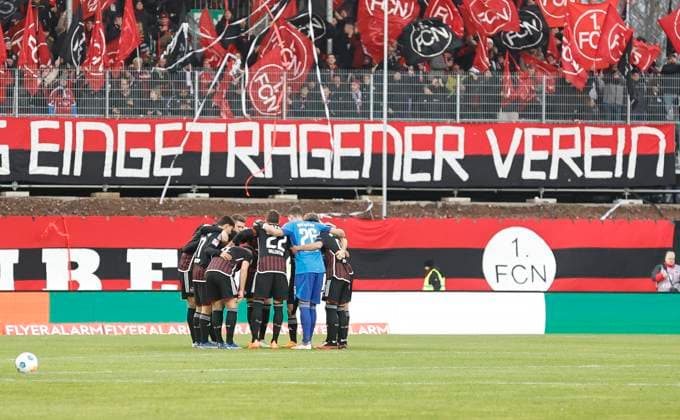 10 12 2023 Soccer season 2023 2024 2 Soccer Bundesliga 16 Matchday SV Elversberg 1 FC Nürnberg FCN Club Sportfoto Zink DaMa xdaxmax DFL regulations prohibit any use of photographs as image sequences and or quasi video only for editorial use Team circle Team circle of the team Team of the FCN before the start of the match