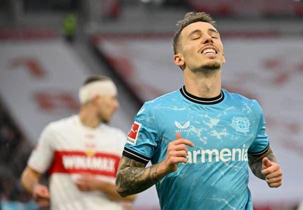 Alejandro Grimaldo Bayer 04 Leverkusen 20 Disappointment disappointed after missed goal chance Gesture Gesture VfB Stuttgart vs Bayer 04 Leverkusen B04 10 12 2023 DFL REGULATIONS PROHIBIT ANY USE OF PHOTOGRAPHS AS IMAGE SEQUENCES AND OR QUASI VIDEO VfB Stuttgart vs Bayer 04 Leverkusen B04