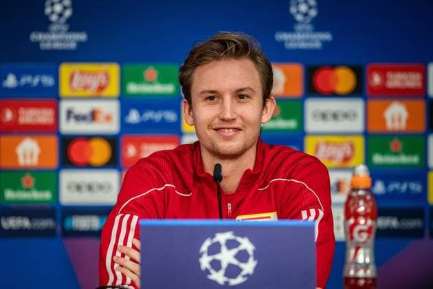 UEFA Champions League press conference and training 1 FC Union Berlin Berlin, 11 12 2023 Frederik Rönnow 1 FC Union Berlin, 1 UEFA Champions League press conference and training 1 FC Union Berlin before the match 1 FC Union Berlin vs Real Madrid, Olympiastadion, Berlin, 11 12 2023 Copyright: xBEAUTIFULxSPORTS LucianoxLimax