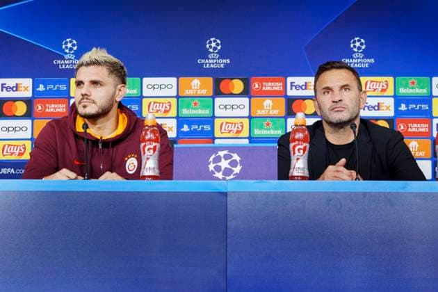 Galatasaray with head coach Okan Buruk right and Mauro Icardi give a press conference on Monday 11 December 2023 in Copenhagen Galatasaray meets FC Copenhagen in the Champions League in the Park on Tuesday Photo Liselotte Sabroe Ritzau Scanpix , Copenhagen Denmark  Copyright: Ritzau Scanpix LiselottexSabroex COP15260 spdk20231211-190643-L