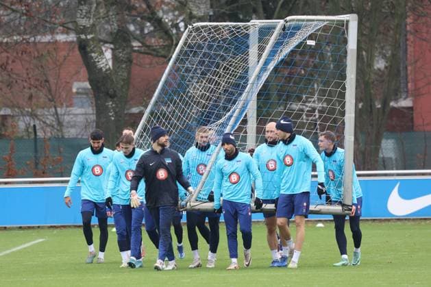 DEU, DFL, 2 FBL Hertha BSC, Training, 12 12 2023, Sportforum, Berlin, DEU, DFL, 2 FBL Hertha BSC, Training, im Bild Tortraeger DFL regulations prohibit any use of Photographs as image sequences and or quasi video Foto Juergen Engler nordphoto GmbH nordphotoxGmbHx xEngler nph00076