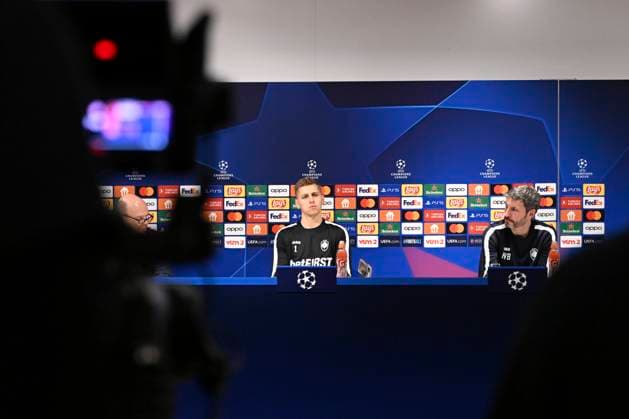Royal Antwerp FC v FC Barcelona, Barca - UEFA Champions League Media Activities 12 12 2023 DEURNE, BELGIUM - DECEMBER 12 : Butez Jean goalkeeper of Antwerp FC and Van Bommel Mark head coach of Antwerp FC talking to the press during a press conference, PK, Pressekonferenz prior to the UEFA Champions League group H match between Royal Antwerp FC and FC Barcelona on December 12, 2023 in Deurne, Belgium, 12 12 2023 Deurne Belgium  Copyright: xVincentxKalutx