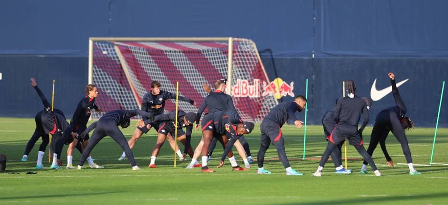 RB Leipzig training Champions League Leipzig, 12 12 2023, RB training center, UEFA Champions League , RB Leipzig final training on the day before RBL v Young Boys Bern , In the picture team of RB Leipzig , Picture Point