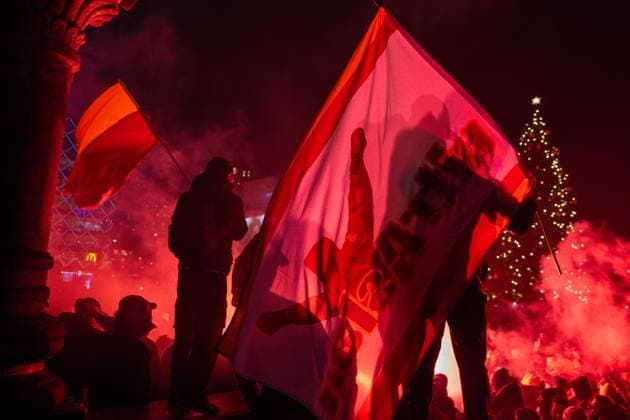 COPENHAGEN, DENMARK - DECEMBER 12: Galatasaray A.S fans set up flares in Copenhagen city centre before the UEFA Champions League match between F.C. Copenhagen and Galatasaray A.S. at Parken Stadium on December 12, 2023 in Copenhagen, D F.C. Copenhagen v Galatasaray A.S.: Group A - UEFA Champions League 2023 24 Copyright: xSebastianxFrejx