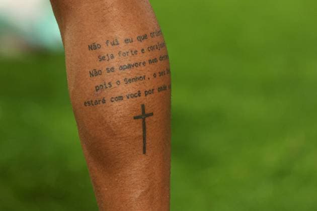 A tattoo on the leg of Gabriel of Arsenal PSV Eindhoven v Arsenal, UEFA Champions League, Group B, Football, Philips Stadion, Eindhoven, Netherlands - 12 Dec 2023 EDITORIAL USE ONLY No use with unauthorised audio, video, data, fixture lists, club league logos or live services. Online in-match use limited to 120 images, no video emulation. No use in betting, games or single club league player publications. Copyright: xPaulxCurrie Shutterstockx 14254183v