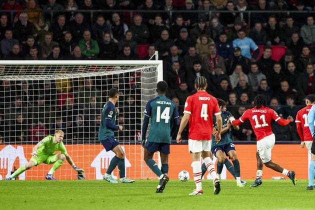 EINDHOVEN, 12-12-2023, Philips Stadium, UEFA Champions League season 2023 24, match between PSV and Arsenal, PSV player Johan Bakayoko PSV - Arsenal  x23496649x Copyright:
