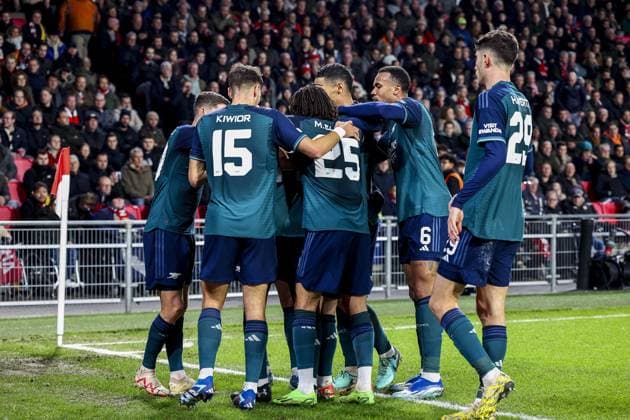 EINDHOVEN, 12-12-2023, Philips Stadium, UEFA Champions League season 2023 24, match between PSV and Arsenal, Arsenal player Eddie Nketiah scores the 0-1 PSV - Arsenal  x23496660x Copyright: