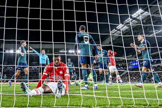 EINDHOVEN, 12-12-2023, Philips Stadion, UEFA Champions League Football, season 2023 2024, Match between PSV and Arsenal. PSV player Patrick van Aanholt PSV - Arsenal  x23496664x Copyright: