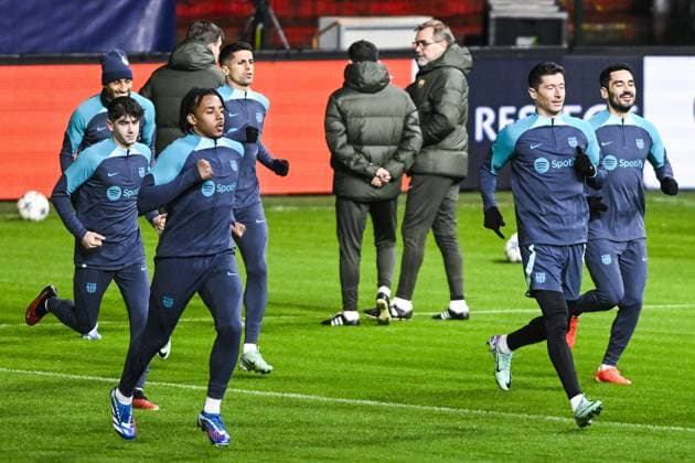 Barcelona s Jules Kounde, Barcelona s Robert Lewandowski and Barcelona s Ilkay Gundogan pictured in action during a training of Spanish club FC Barcelona, Barca on Tuesday 12 December 2023 in Antwerp. The team is preparing for tomorrow s game against Belgian soccer team Royal Antwerp FC, on day six of the Champions League group stage, in group H. TOM GOYVAERTS TomxGoyvaerts  x82179168x
