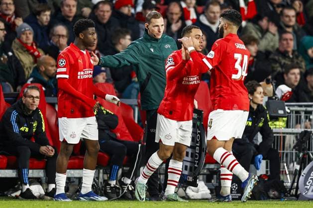 EINDHOVEN - (l-r) Isaac Babadi of PSV Eindhoven, Sergino Dest of PSV Eindhoven, Ismael Saibari of PSV Eindhoven during the UEFA Champions League Group B match between PSV Eindhoven and Arsenal FC at the Phillips Stadium on December 12, 2023 in Eindhoven, Netherlands. ANP MAURICE VAN STEEN UEFA Champions League 2023 24 2023 2024 xVIxANPxSportx xxANPxIVx 486131570 originalFilename: 486131570.jpg
