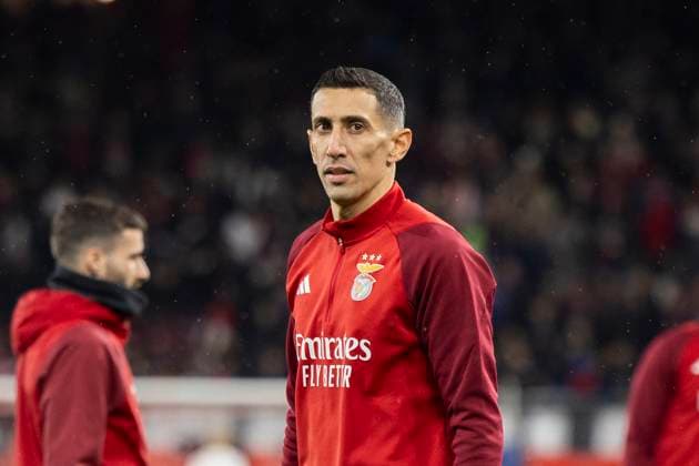 SOCCER - UEFA CL, RBS vs Benfica SALZBURG,AUSTRIA,12.DEC.23 - SOCCER - UEFA Champions League, group stage, Red Bull Salzburg vs SL Benfica. Image shows Angel Di Maria (Benfica) during the warm up.  GEPAxpictures xGintarexKarpaviciute