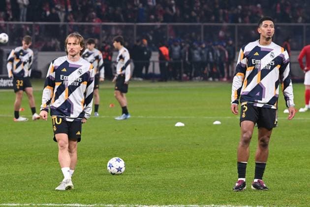 Football, Men, Season 2023 2024, UEFA Champions League Group C, Matchday 6 , 1 FC Union Berlin Real Madrid, f l Luka Modric Real Madrid and Jude Bellingham Real Madrid , 12 12 2023, Copyright: xMatthiasxKochx