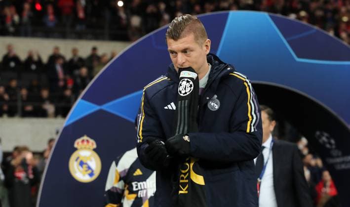 Toni Kroos goes to the bench Sport Football Soccer UEFA Champions League UCL Men 6 Matchday Season 2023 2024 12 12 2023 1 FC Union Berlin FCU vs Real Madrid Olympiastadion DFL regulations prohibit any use of photographs as image sequences and or quasi video