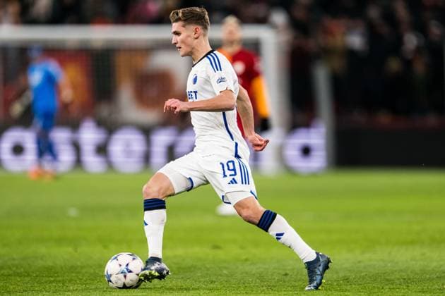 231212 Elias Jelert of FC Copenhagen during the UEFA Champions League football match between FC Copenhagen and Galatasaray on December 12, 2023 in Copenhagen Photo Petter Arvidson BILDBYRAN kod PA PA0704 fotboll football soccer fotball champions league fc copenhagen galatasaray bbeng  Copyright: PETTERxARVIDSON BB231212PA018