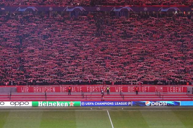 Bilder des Jahres 2023, Sport 12 Dezember Sport Themen der Woche KW50 Sport Bilder des Tages Fussball, Herren, Saison 2023 2024, UEFA Champions League (Gruppe C, 6. Spieltag), 1. FC Union Berlin - Real Madrid, v.l. Die Fans von 1. FC Union Berlin , 12.12. 2023, *** Football, Men, Season 2023 2024, UEFA Champions League Group C, Matchday 6 , 1 FC Union Berlin Real Madrid, v l The fans of 1 FC Union Berlin , 12 12 2023, Copyright: xMatthiasxKochx