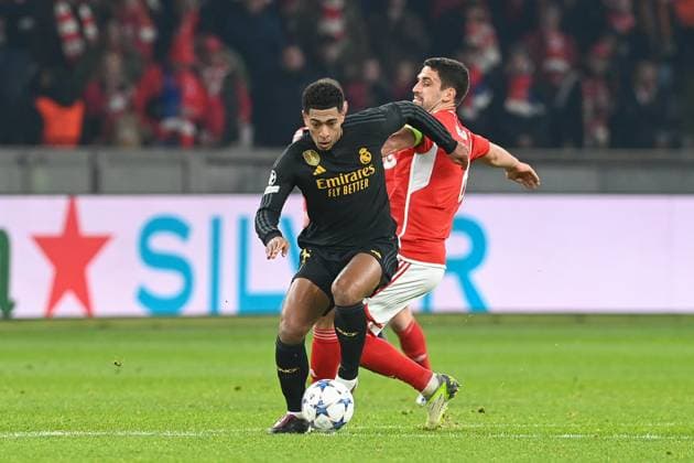 Football, Men, Season 2023 2024, UEFA Champions League Group C, Matchday 6 , 1 FC Union Berlin Real Madrid, v l Jude Bellingham Real Madrid and Rani Khedira 1 FC Union Berlin in a duel , 12 12 2023, Copyright: xMatthiasxKochx