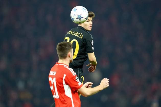 12 12 2023, xtgx, Football UEFA Champions League, Union Berlin Real Madrid emspor, v l Robin Knoche 1 FC Union Berlin Fran Garcia Real Madrid Zweikampf, Aktion, action, battle for the ball DFL DFB REGULATIONS PROHIBIT ANY USE OF PHOTOGRAPHS as IMAGE SEQUENCES and or QUASI VIDEO Berlin