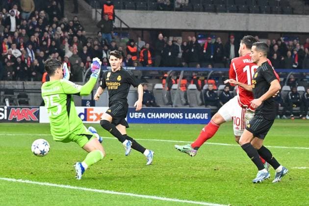 Football, Men, Season 2023 2024, UEFA Champions League Group C, Matchday 6 , 1 FC Union Berlin Real Madrid, f l Kepa Arrizabalaga Real Madrid , Kevin Volland 1 FC Union Berlin and Lucas Vazquez Real Madrid Kevin Volland 1 FC Union Berlin scores the goal to make it 1 0 , 12 12 2023, Copyright: xMatthiasxKochx