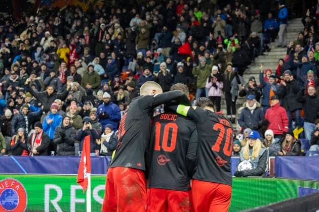 SOCCER - UEFA CL, RBS vs Benfica SALZBURG,AUSTRIA,12.DEC.23 - SOCCER - UEFA Champions League, group stage, Red Bull Salzburg vs SL Benfica. Image shows the rejoicing of RBS.  GEPAxpictures xGintarexKarpaviciute