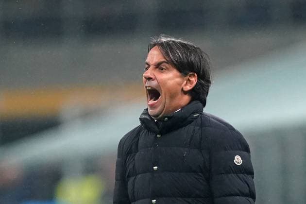 Foto Spada LaPresse 12 Dicembre 2023 - Milano , Italia - calcio - Inter vs Real Sociedad - Champions League 2023 2024 - Stadio San Siro. Nella foto: Simone Inzaghi (FC Inter); December 12 , 2023 Milan , Italy - sport, calcio - Inter vs Real Sociedad Champions League 2023 2024 - San Siro Stadium . In the pic : Simone Inzaghi (FC Inter  Copyright: xSpada LaPressex