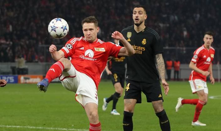 Paul Jaeckel, David Alaba duel Match scene Action Sport Football Soccer UEFA Champions League UCL Men 6 Matchday Season 2023 2024 12 12 2023 1 FC Union Berlin FCU vs Real Madrid Olympiastadion DFL regulations prohibit any use of photographs as image sequences and or quasi video