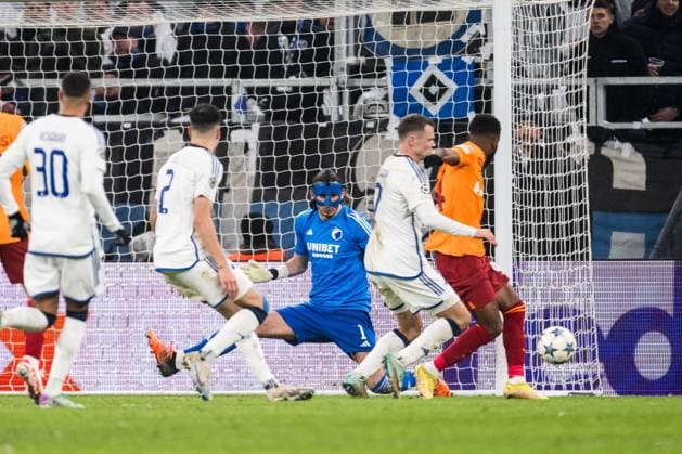 231212 Goalkeeper Kamil Grabara of FC Copenhagen during the UEFA Champions League football match between FC Copenhagen and Galatasaray on December 12, 2023 in Copenhagen Photo Petter Arvidson BILDBYRAN kod PA PA0704 fotboll football soccer fotball champions league fc copenhagen galatasaray bbeng  Copyright: PETTERxARVIDSON BB231212PA096