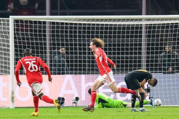 Alex Kral 1 FC Union Berlin, 33 , celebrates his goal to 2 2, goal, hit, in, jubilation, goal celebration, joy, enthusiasm, GER, 1 FC Union Berlin vs Real Madrid, UEFA Champions League, 6 group match, season season 2023 2024, 12 12 2023, DFL REGULATIONS PROHIBIT ANY USE OF PHOTOGRAPHS AS IMAGE SEQUENCES AND OR QUASI VIDEO, GER, Berlin, 1 FC Union Berlin vs 1 FC Union Berlin vs Real Madrid, UEFA Champions League, 6 group match, 2023 2024 season, 12 12 2023, xukhx, Copyright: xUwexKoch Eibner-Pressefotox EP_UKH