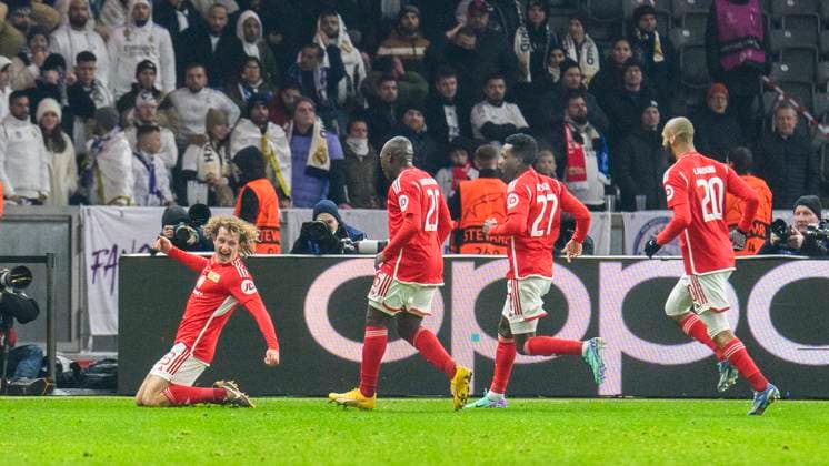 Alex Kral 1 FC Union Berlin, 33 , celebrates his goal to 2 2, goal, hit, in, jubilation, goal celebration, joy, enthusiasm, GER, 1 FC Union Berlin vs Real Madrid, UEFA Champions League, 6 group match, season season 2023 2024, 12 12 2023, DFL REGULATIONS PROHIBIT ANY USE OF PHOTOGRAPHS AS IMAGE SEQUENCES AND OR QUASI VIDEO, GER, Berlin, 1 FC Union Berlin vs 1 FC Union Berlin vs Real Madrid, UEFA Champions League, 6 group match, 2023 2024 season, 12 12 2023, xukhx, Copyright: xUwexKoch Eibner-Pressefotox EP_UKH