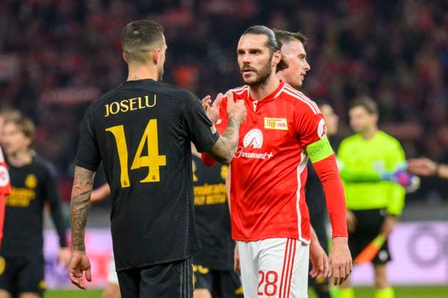 v l Joselu Real Madrid, 14 , Christopher Trimmel 1 FC Union Berlin, 28 , shake hands after the match, GER, 1 FC Union Berlin vs Real Madrid, UEFA Champions League, 6 group match, 2023 2024 season, 12 12 2023, DFL REGULATES PROHIBIT ANY USE OF PHOTOGRAPHS AS IMAGE SEQUENCES AND OR QUASI VIDEO, GER, Berlin, 1 FC Union Berlin vs 1 FC Union Berlin vs Real Madrid, UEFA Champions League, 6 group match, 2023 2024 season, 12 12 2023, xukhx, Berlin Copyright: xUwexKoch Eibner-Pressefotox EP_UKH